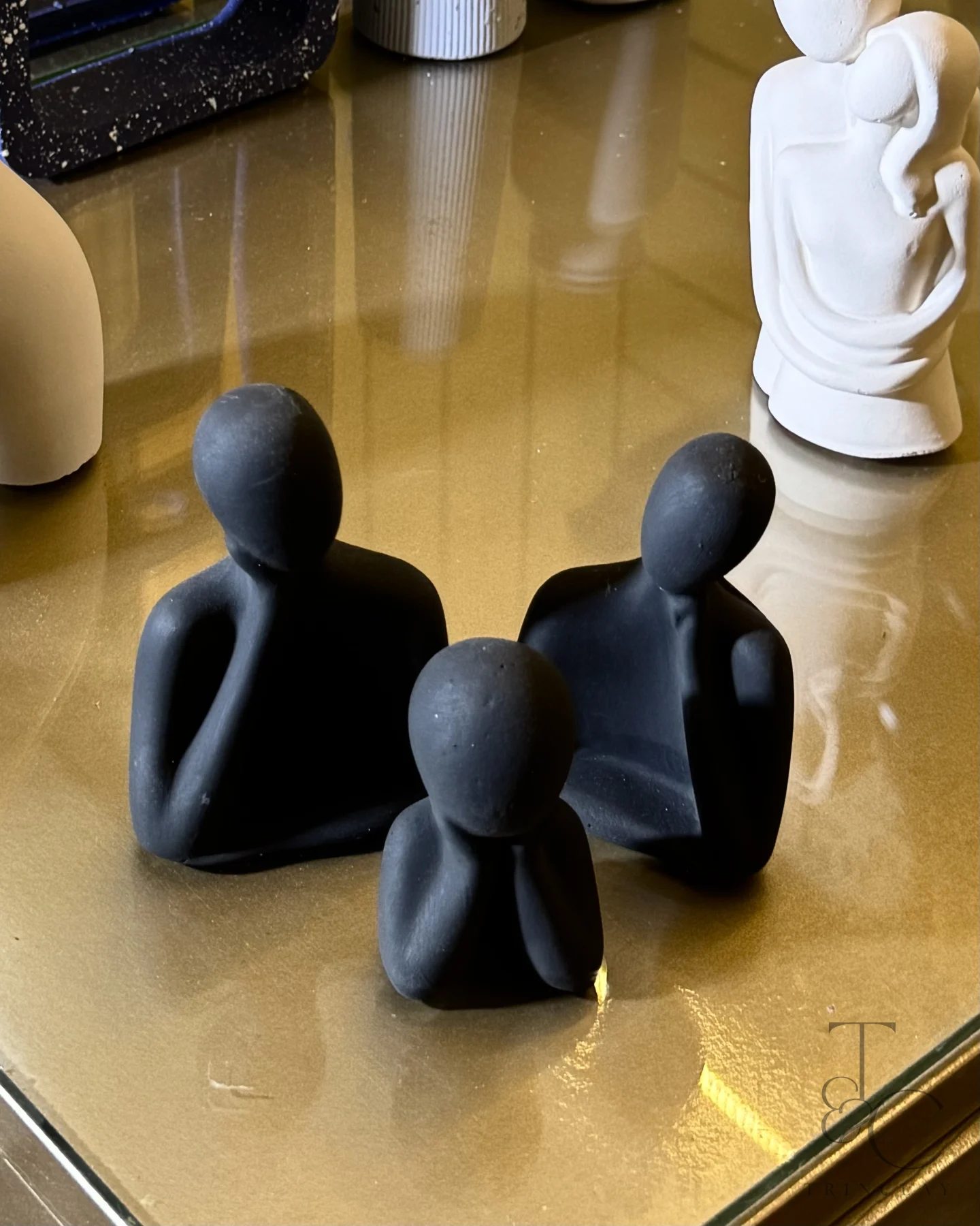 3pcs Family statue